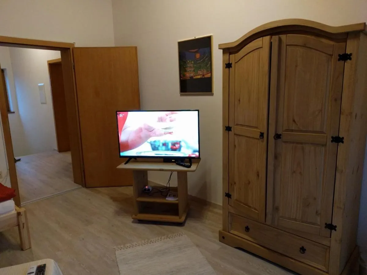 Apartment Komfortabel Wohnen Am Waldrand Von Pitzling Landsberg am Lech Germany