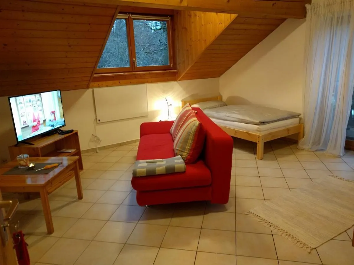 Apartment Komfortabel Wohnen Am Waldrand Von Pitzling Landsberg am Lech