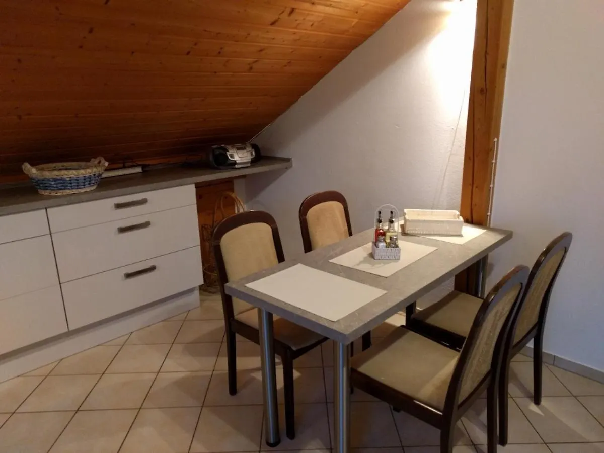 Apartment Komfortabel Wohnen Am Waldrand Von Pitzling Landsberg am Lech